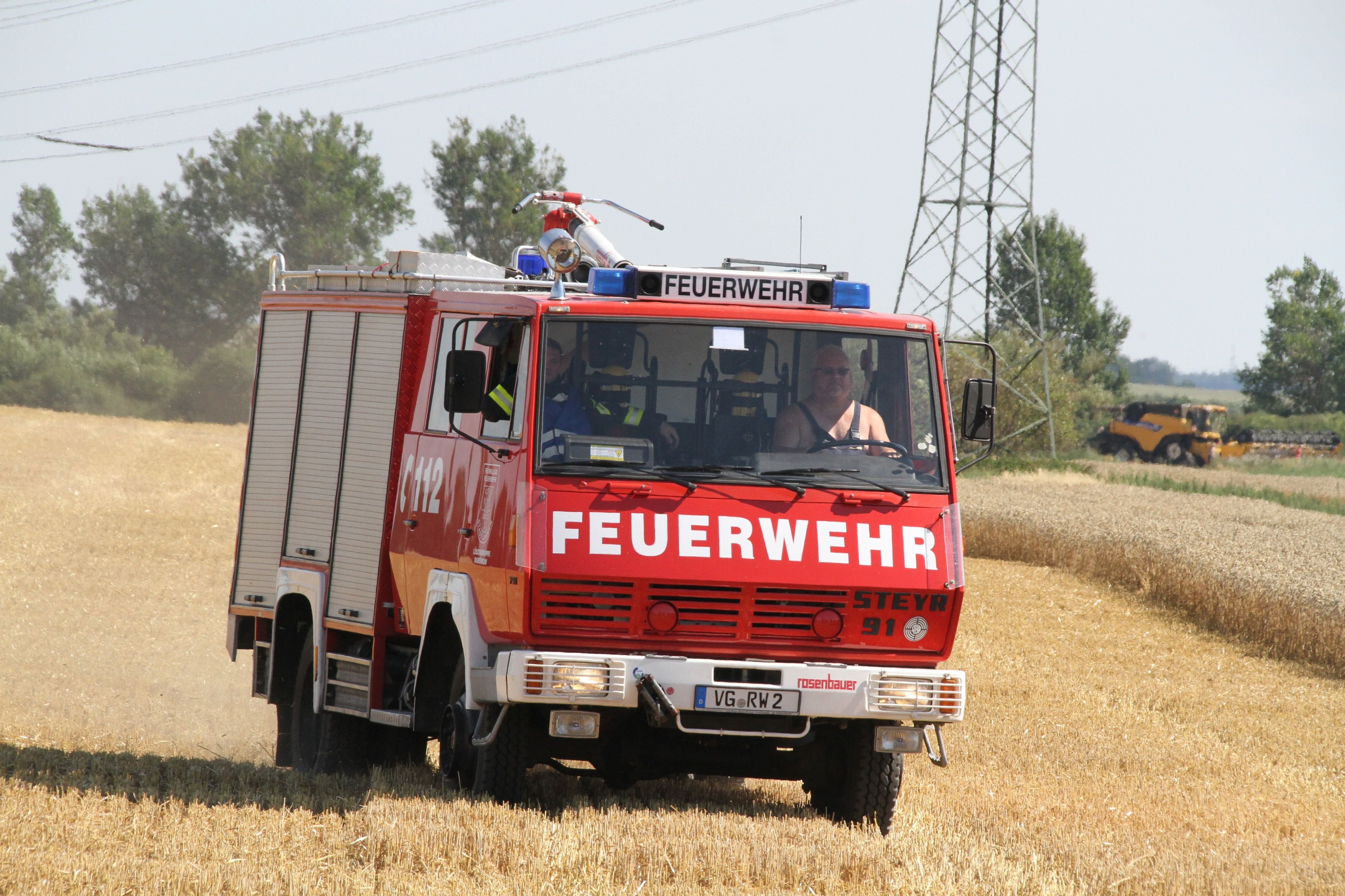 Feuerwehr Im Dauereinsatz – Mit Viel Alter Technik Und Sogar Ohne TÜV