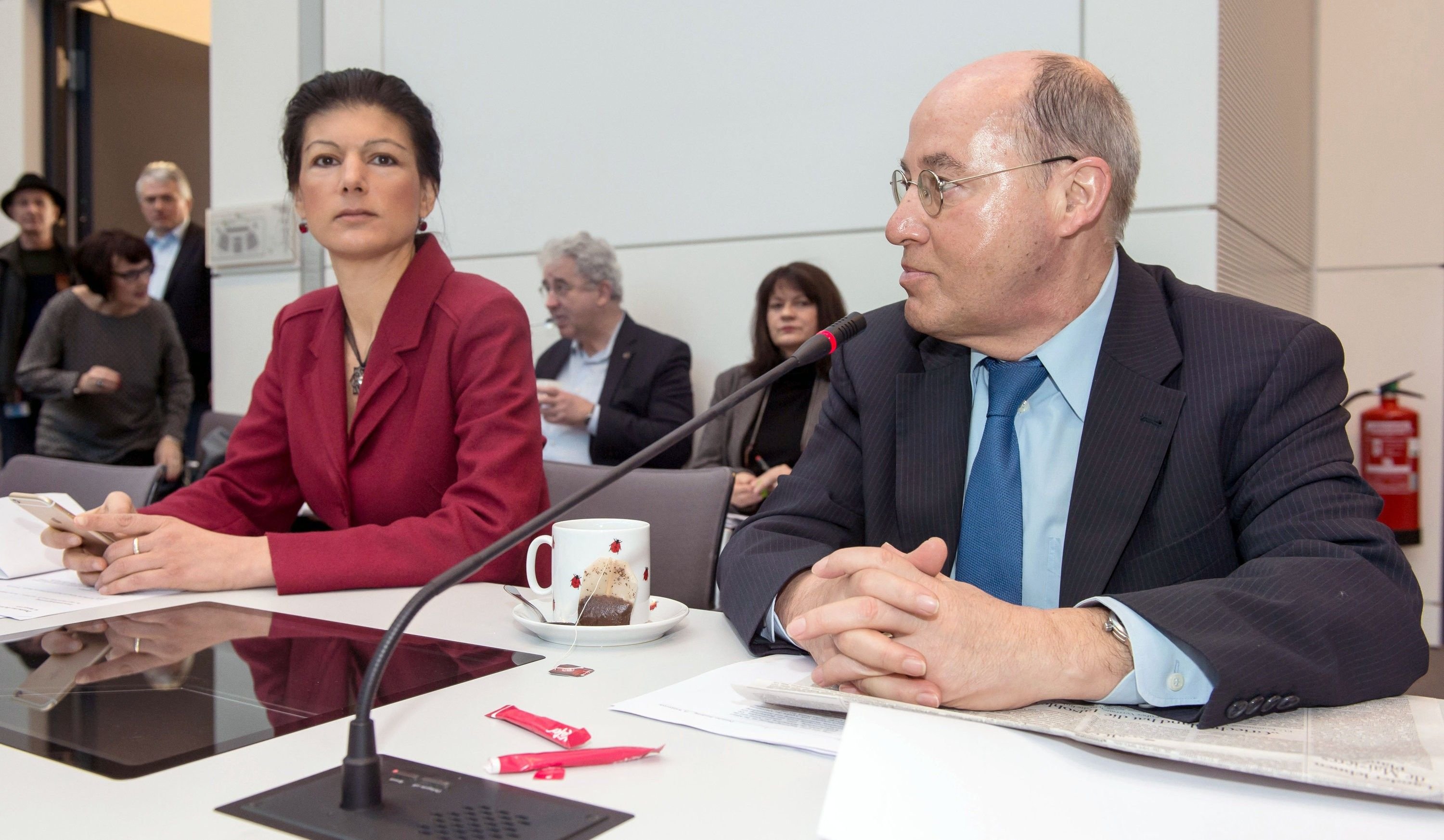 Gregor Gysi Knallhart Gegen Sahra Wagenknecht