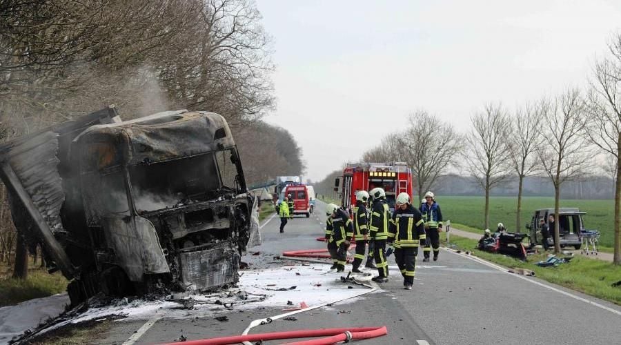 Ursache F R Unfall Mit Drei Toten Schwer Zu Kl Ren