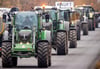 Bauern planen am Freitag in MV eine große Protest-Aktion mit ihren Traktoren (Archivbild).