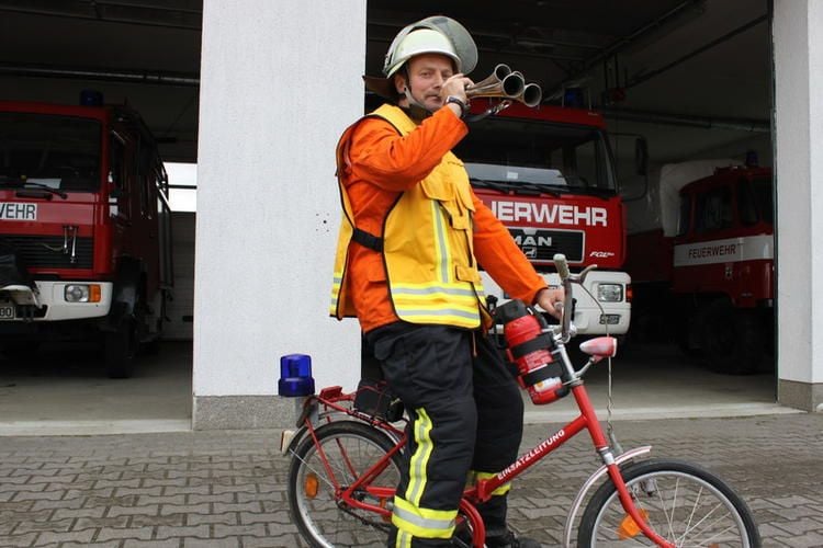 Popular Fahrrad und Feuerwehr