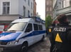 Die Polizei löste die Versammlung in Rostock auf.