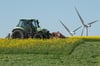 Bauern und Umweltverbände in Mecklenburg-Vorpommern ziehen erstmals an einem Strang, um die Landwirtschaft auf mehr Naturschutz auszurichten.
