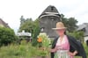 Aus Bayern hat es Evamaria Pudelko vor vier Jahren nach Gnoien verschlagen. 2017 hat sie mit der Mühle das Wahrzeichen der Stadt gekauft. Die Windräder musste sie vor wenigen Tagen abnehmen lassen.