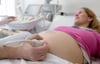Werdende Mütter stehen oft unter Druck. Eine Studie soll zeigen, wie sich das auf die Babys auswirkt.