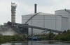 Die Anklamer Zuckerfabrik räumt nach eigenen Probenentnahmen ein, für die Verschmutzung der Peene verantwortlich zu sein. Die Staatsanwaltschaft Neubrandenburg ermittelt wegen des Verdachts der Gewässerverunreinigung - bislang gegen Unbekannt. 