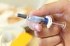 Im Landkreis Rostock sind mindestens 23 Menschen mit Hepatitis A infiziert. Gegen die Infektion kann man sich vorbeugend impfen lassen.