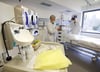 In Deutschland rüsten sich Kliniken bereits seit Wochen für einen Ansturm an Corona-Patienten, die intensivmedizinische Betreuung brauchen.