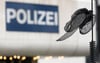 Das Landeskriminalamt Mecklenburg-Vorpommern ermittelt nun zu den genauen Todesumständen.