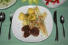 Das Ostermenü mit besten Empfehlungen von der Anklamer Steintor-Gaststätte: Rotwildsteaks mit Rosmarinkartoffeln und Spargel mit brauner Butter und Semmelbrösel.