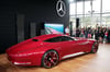 Premiere im kalifornischen Pebble Beach: Die 5,70 Meter lange Studie Vision Mercedes-Maybach 6 mit Flügeltüren.