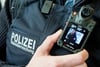 Die Bundespolizei hat sie, in mehreren Bundesländern sind sie im Einsatz und nun werden sie auch Polizisten in Brandenburg bekommen: Kleine Videokameras, die an den Uniformen befestigt werden.