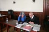 Der Strasburger mit seinem Pflichtverteidiger, Rechtsanwalt Dirk Pegelow, im Gerichtsaal des Pasewalker Amtsgerichts.