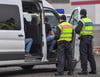 Pasewalker Bundespolizisten waren auf dem Höhepunkt der Migrationswelle 2015 auch in Bayern eingesetzt. Dort soll es zu rechten Äußerungen gekommen sein, die dem Pasewalker Bundespolizisten am Ende nicht nachgewiesen werden konnten. Er wurde frei gesprochen.