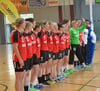 Vortreten bitte: Antje Herzberg (grün) ist die Führungsspielerin im Stavenhagener Frauenteam.