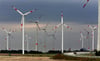 2016 wurden 35 Windräder in Mecklenburg-Vorpommern gebaut, die Stromproduktion aus erneuerbaren Energien nahm zu. Die Strompreise sanken aber nicht. Wie passt das zusammen?