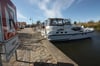 Hausboote gehören zum Bild im Neukalener Hafen. Eine Verlegung wäre eine Katastrophe, sagt der Bürgermeister.