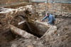 Bei den Grabungen im Meeresmuseum Stralsund wurden unter anderem Kellermauern und Mauerkronen freigelegt.