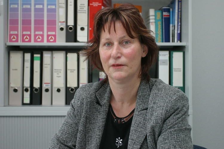 Jobcenter lässt jungen Vater lange auf sein Geld warten