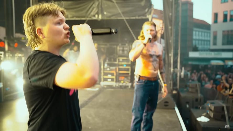 Als ein Fan das FinchKonzert in