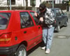 Ein 15-Jähriger hat in Nordrhein-Westfalen ein Auto gestohlen, um seine Freundin zu besuchen. (Symbolfoto)