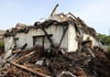 Ein Feuer hat das reetgedeckte Haus im Van der Valk Resort Linstow in der Nacht zerstört.