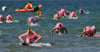 Der Wettkampf in der Disziplin „Oceanwoman” (Rettungstriathlon). An dem Cup nehmen mehr als 250 Sportler aus fünf Ländern teil.