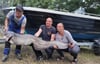 „Team Locke” klopft Riesenwels aus dem See