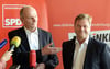 Dietmar Woidke (SPD, links) und Christian Görke können mit der Fortsetzung der Koalition zufrieden sein.