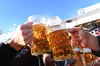 Eine Frau hatte bei einem Oktoberfest im Sauerland wohl das eine oder andere Bier zu viel getrunken.