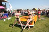 Die Car-Wash-Aktion beim 22. Internationalen Trabi-Treffen in Anklam war ein erotischer Leckerbissen.