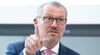 Arbeitgeberpräsident Rainer Dulger befürchtet Jobverluste durch die Gaskrise und befürchtet, dass die deutsche Wirtschaft international zurückfallen wird.