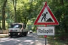 Unter anderem stadtauswärts ab der Useriner Straße in Neustrelitz wurde Ende voriger Woche Rollsplitt gestreut und sind Autofahrer zur Vorsicht aufgerufen.