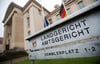 Ein Mann aus Lübz hat vor dem Landgericht Schwerin gestanden, seine Tochter sexuell missbraucht zu haben.