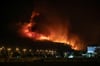 Waldbrände wüten auf dem Berg Parnitha in Athen. Viele Helfer sind am Ende ihrer Kräfte.