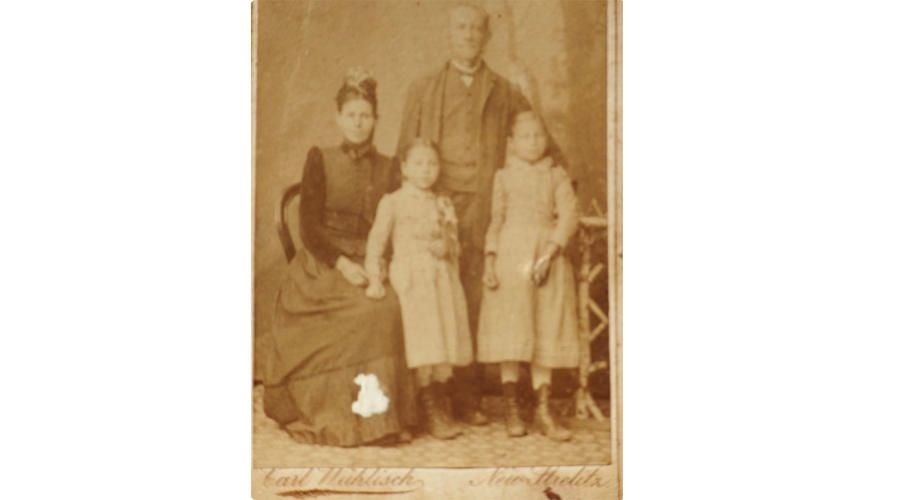 Wer weiß etwas über diese FranzosenFamilie aus Mecklenburg?