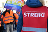 Mit einem großangelegten bundesweiten Warnstreik haben die Gewerkschaften EVG und Verdi kürzlich weite Teile des öffentlichen Verkehrs lahmgelegt.