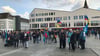 Rund 150 bis 200 Menschen protestierten am Montag dieser Woche in Neubrandenburg, unter anderem gegen Waffenlieferungen an die Ukraine. Mit dabei war auch das Friedensbündnis.