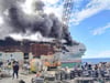 Gestrandetes Schiff fängt Feuer auf den Philippinen
