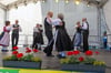 Eine Volkstanzgruppe aus Prenzlaus Partnerstadt Uster in der Schweiz gab Einblicke in traditionelle Tänze ihres Landes.