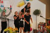 Auch in Jarmen gestalteten die älteren Grundschüler das Programm, hier die Tanzgruppe.