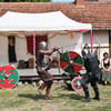 Mittelalter-Spektakel auf der Fischerinsel mit Rittern und Theater