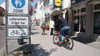 Das Radeln in der Fußgängerzone von Neustrelitz ist ausdrücklich erlaubt, jedoch gilt Schrittgeschwindigkeit (Symbolbild). Foto:&nbsp;&nbsp;NK-Archiv/Lemke
