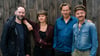 Die Darsteller Martin Oetting, Maren Kling, Michael Bukowski und Kai Schächtele (von links) vom Verein Klimawandelwandel kommen mit „Die Show für neuen Mut“ nach Röbel in den Bürgergarten und in die Schule.