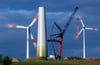 In den kommenden Jahren soll der Ausbau der Windenergie im Land vorangetrieben werden. Das ist auch mit Konflikten und Kritik an infrage kommenden Flächen verbunden.