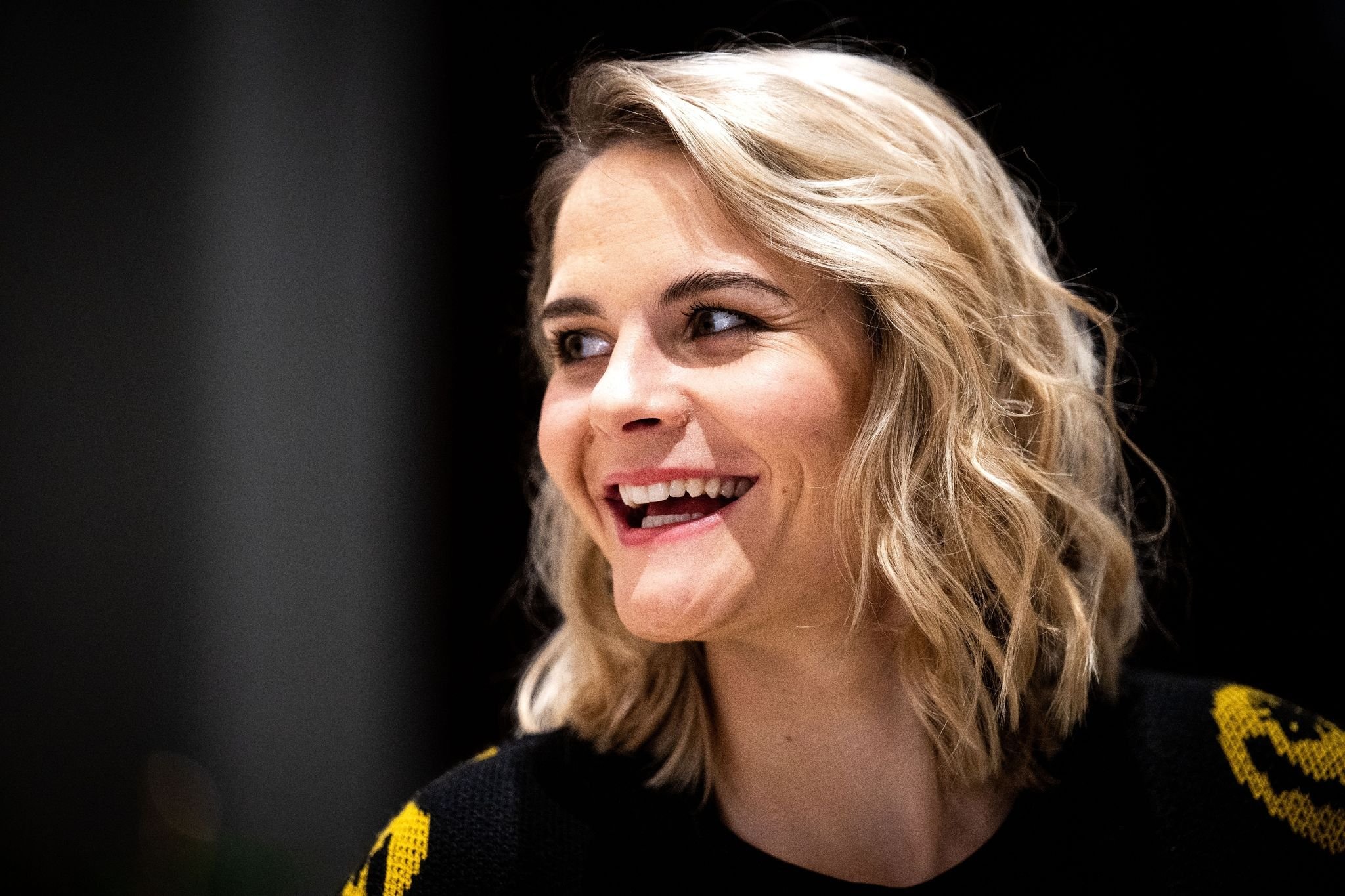 Hazel Brugger sieht sich nicht gern im TV