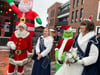 Prenzlaus Weihnachtsmann, die Ehrendame der Schwanenkönigin (links) sowie der als Grinch verkleidete Bürgermeister und die Schwanenkönigin
