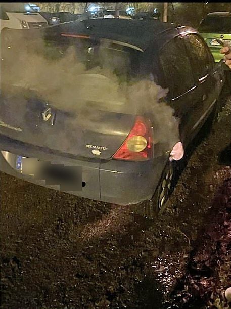 Zeugen Verhindern Brandanschlag Auf Auto In Rostock