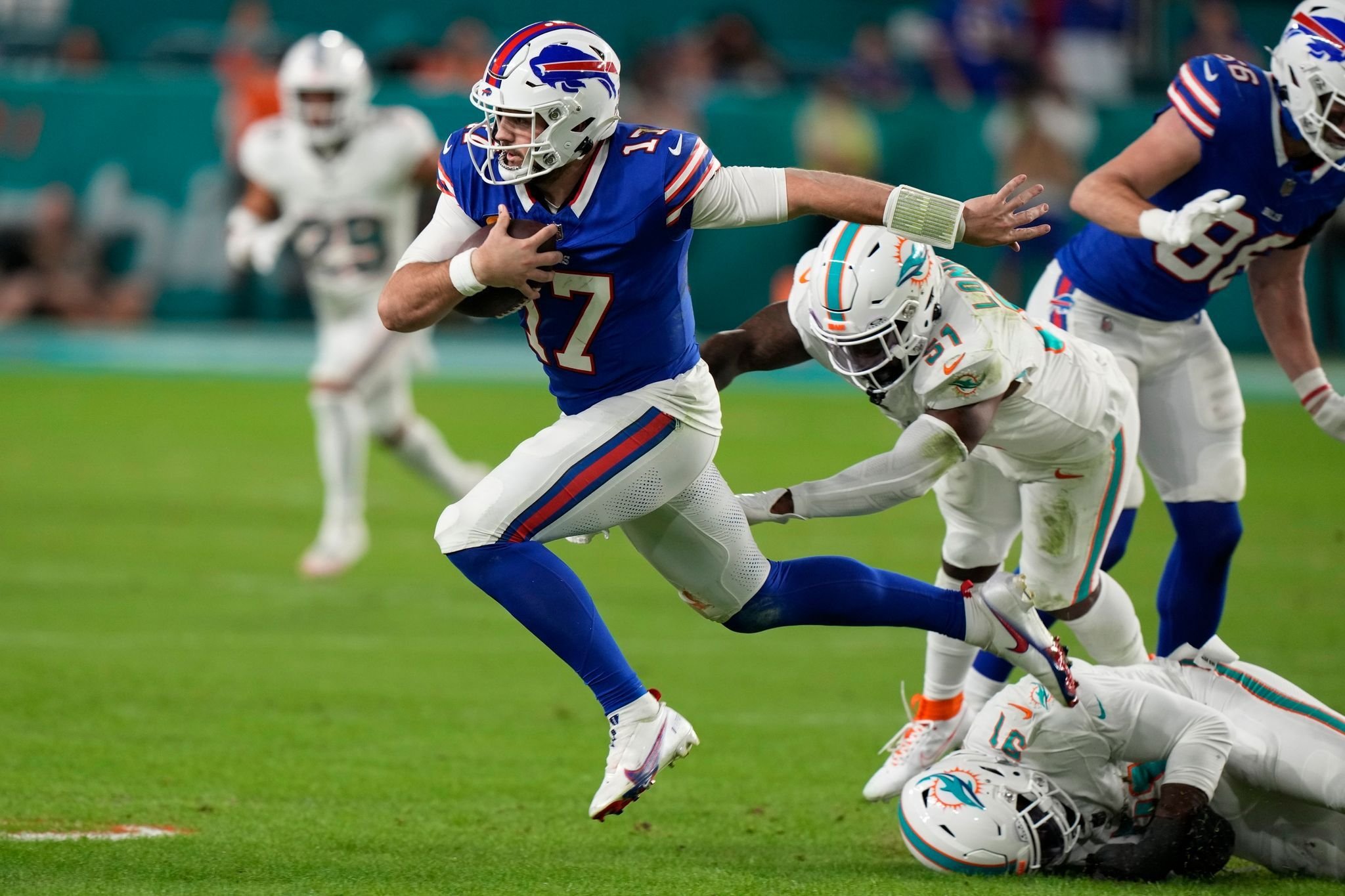 NFL Bills gewinnen Topspiel gegen Dolphins