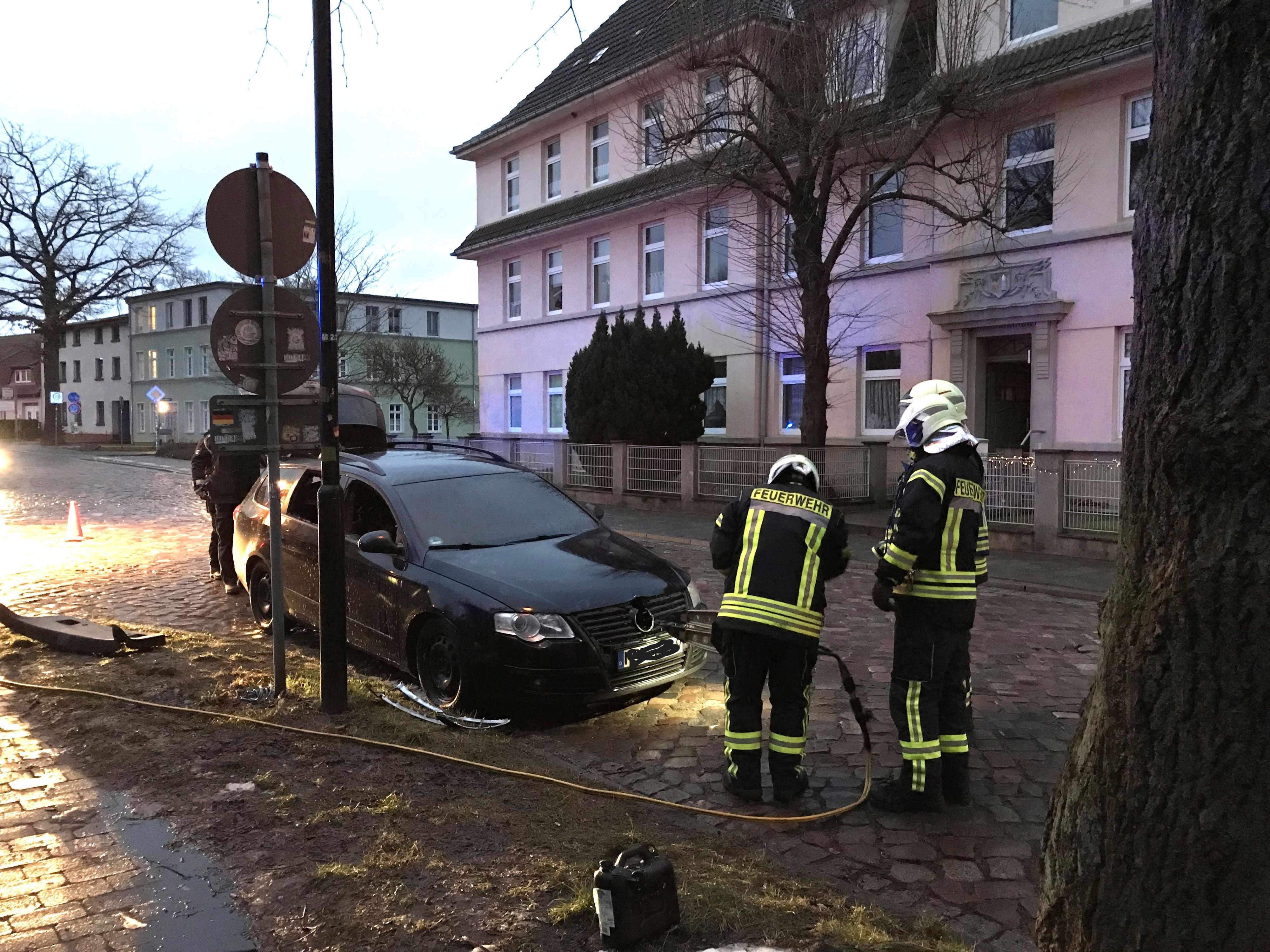Polizei ermittelt wegen versuchten Sprengstoffanschlags